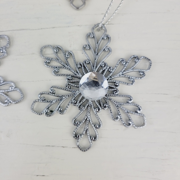 Vintage GANZ Snowflake Ornaments Crystal Expressions Set of 4 - Picture 4 of 11